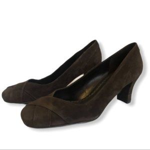 Naturalizer Brown Suede ‘Starr’ Cute Heels